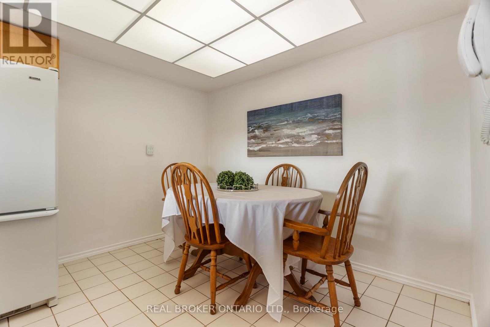 1005 - 330 Mill Street S, Brampton, Ontario L6Y 3V3 - Photo 4 - W13210012