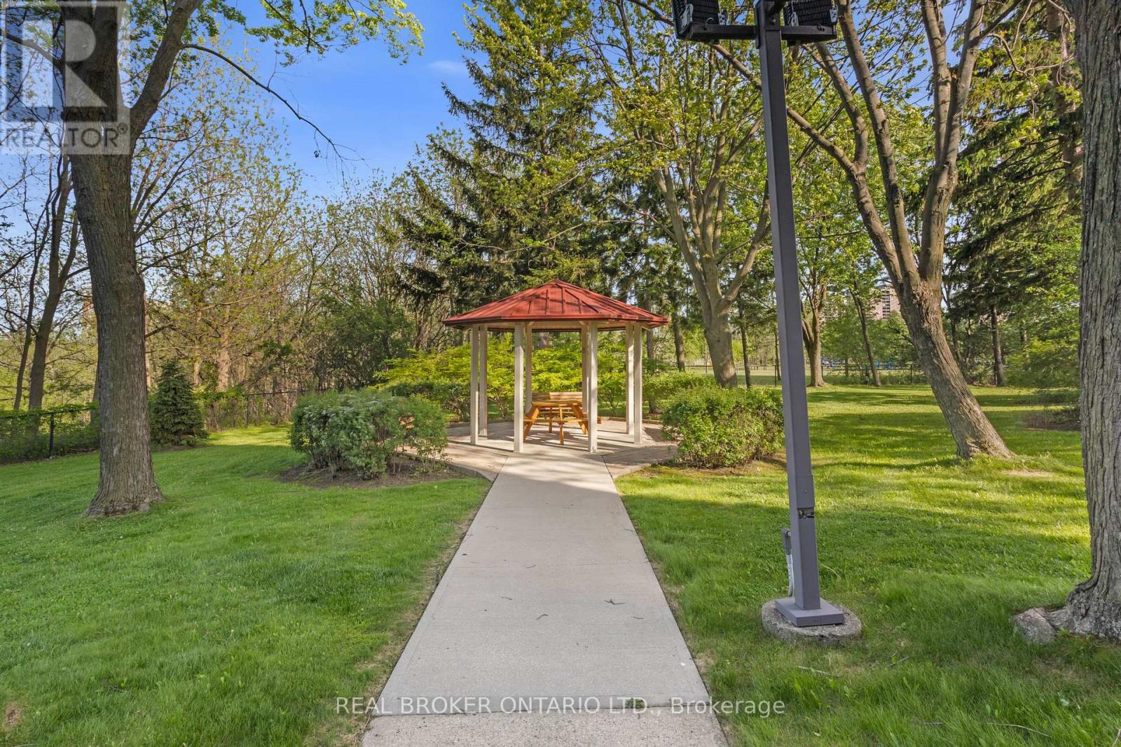 1005 - 330 Mill Street S, Brampton, Ontario L6Y 3V3 - Photo 44 - W13210012