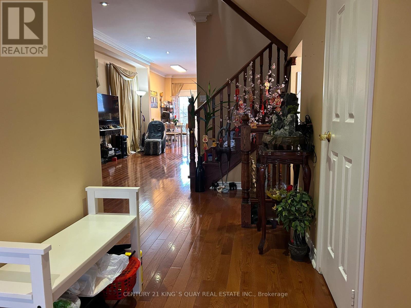 558 Lumberton Crescent, Mississauga, Ontario  L4Z 3Z7 - Photo 2 - W13210080