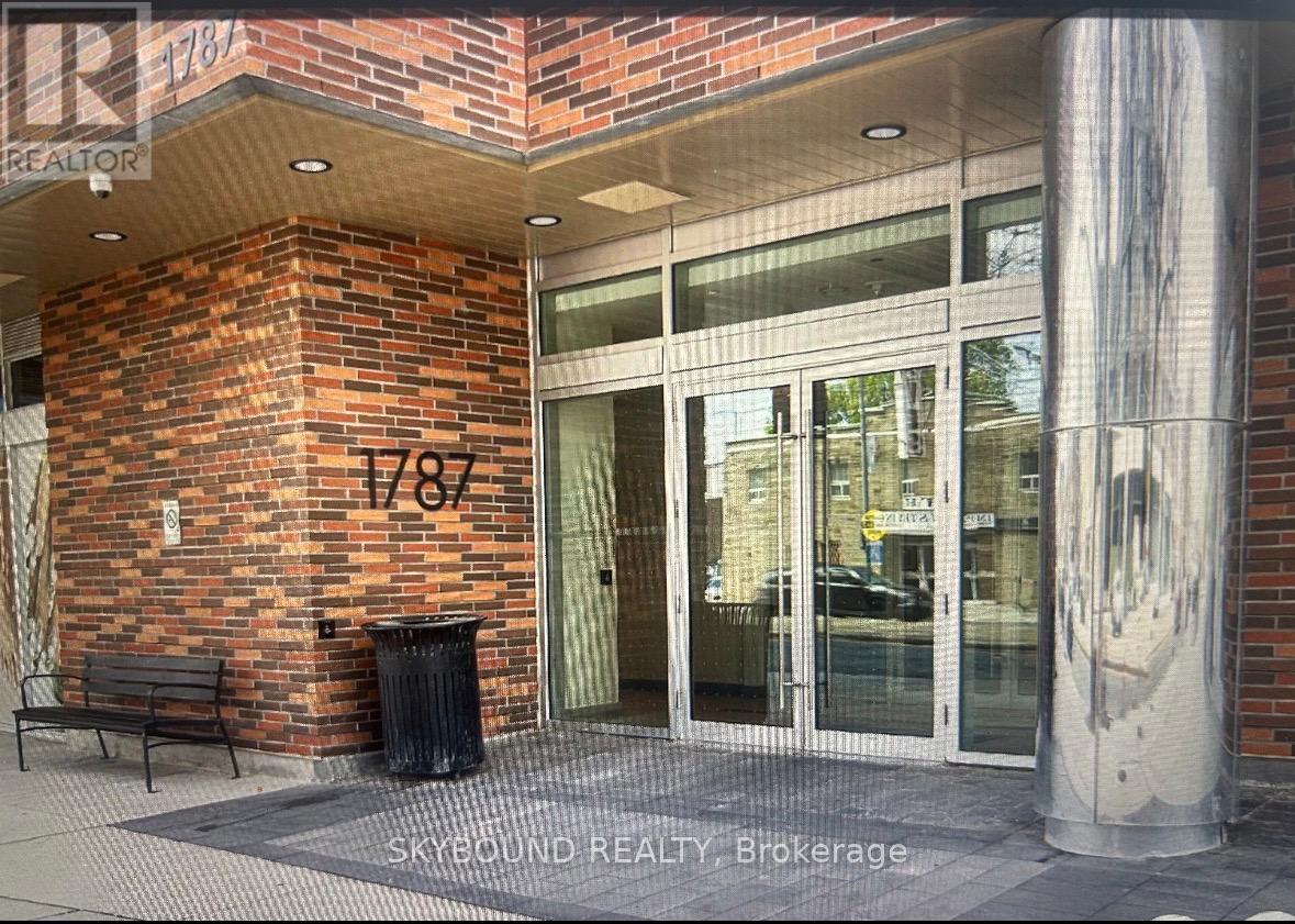 627 - 1787 ST. CLAIR AVENUE W