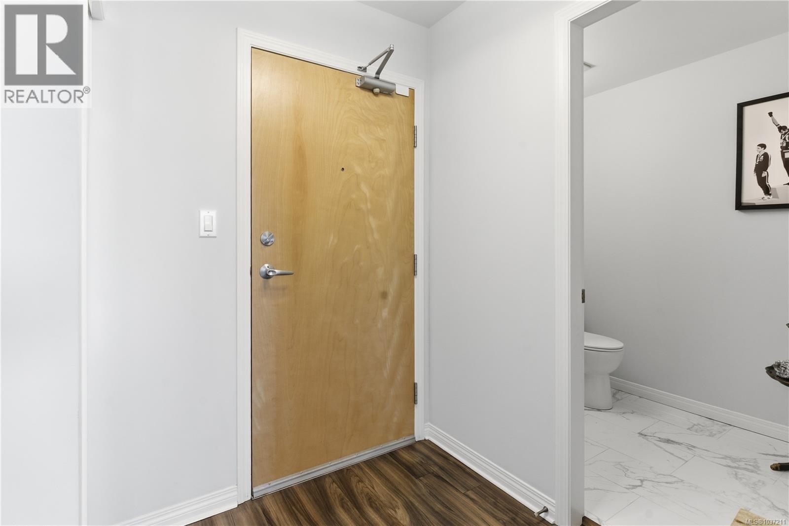 706 860 View St, Victoria, British Columbia  V8W 3Z8 - Photo 13 - 1037211