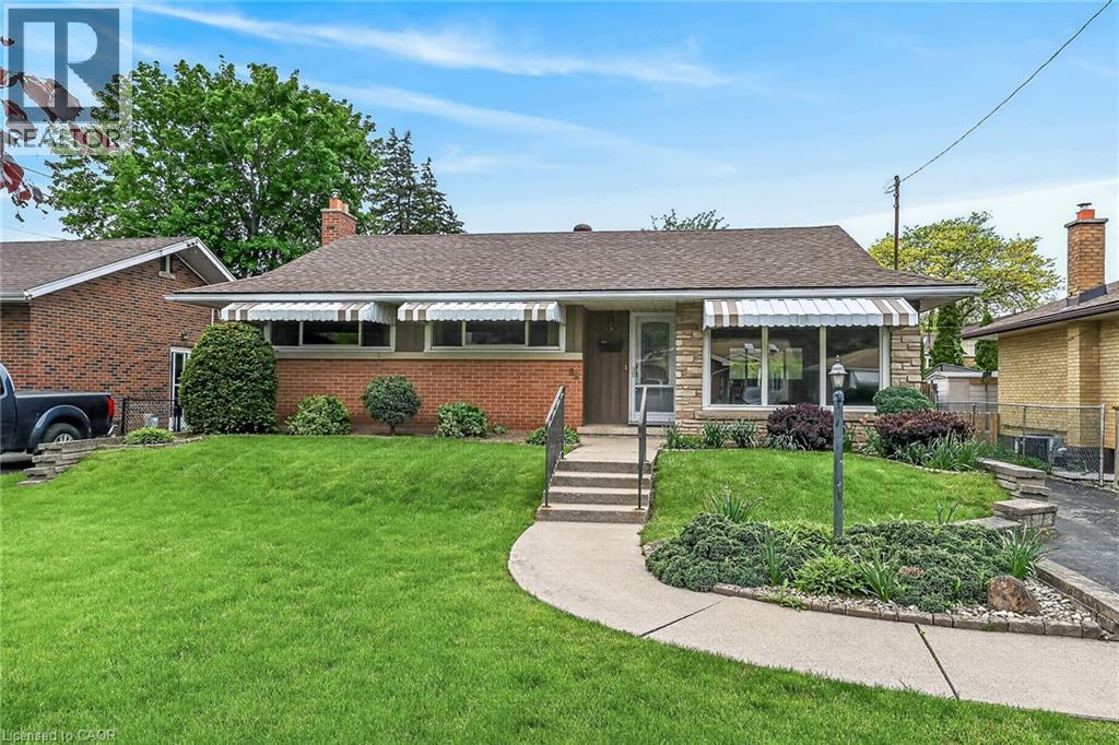 88 WEST 33RD Street, Hamilton, Ontario