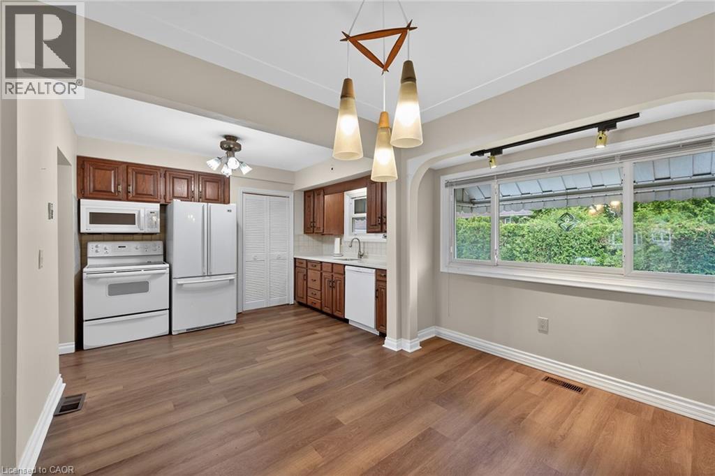 88 West 33rd Street, Hamilton, Ontario  L9C 5J1 - Photo 10 - 40834274