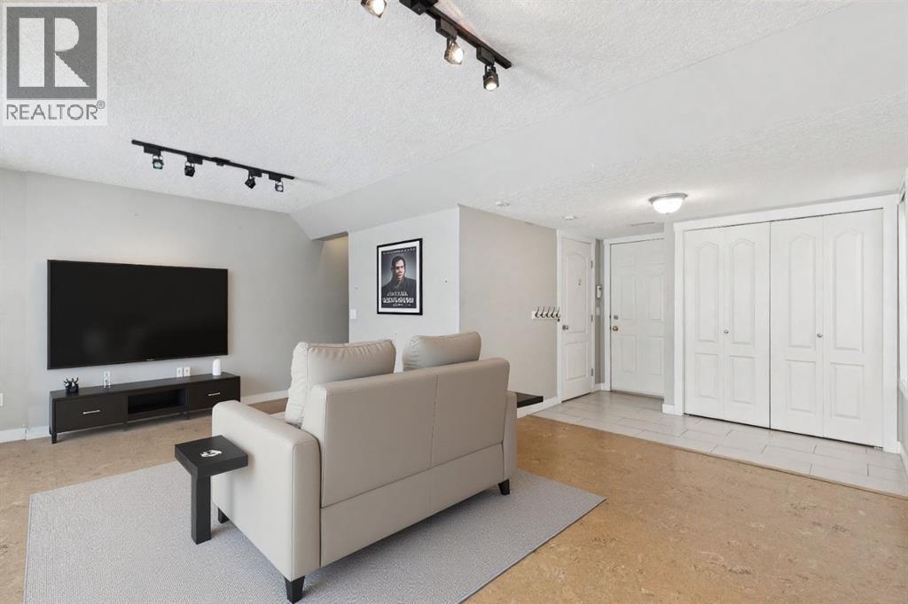 39 Sierra Morena Landing Sw, Calgary, Alberta T3H 4K3 - Photo 38 - A2295738