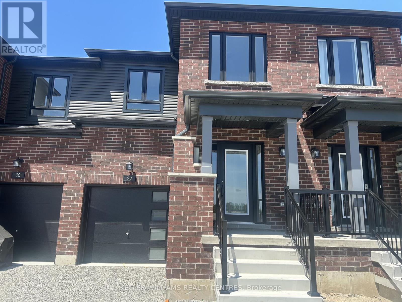 22 MCAUSH STREET, Barrie, Ontario