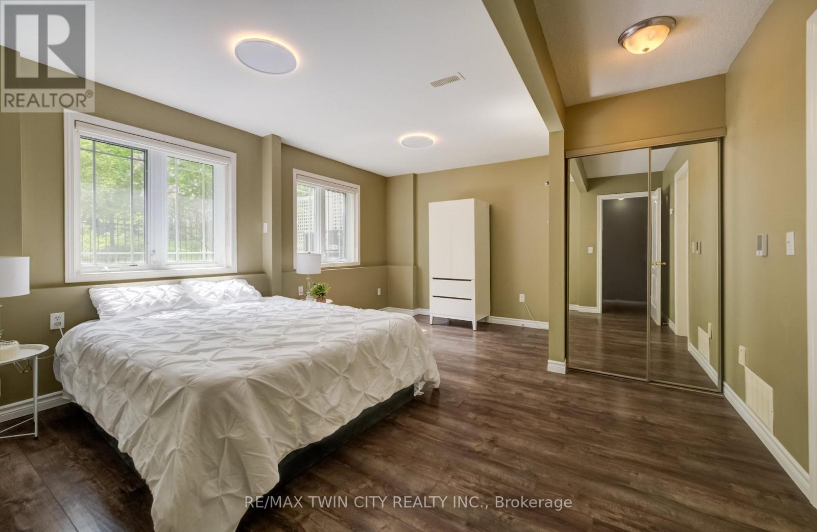 35 Grosvenor Lane, Cambridge, Ontario N1R 8N2 - Photo 5 - X13210018