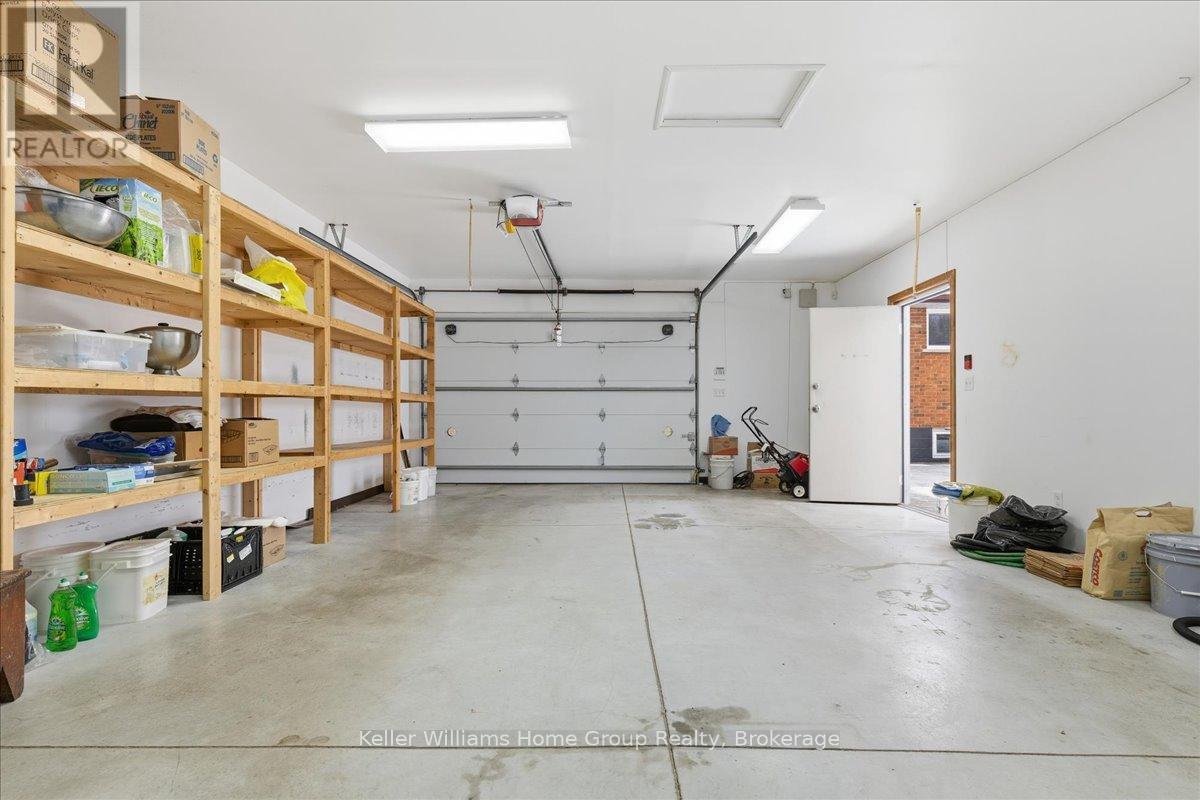 132 June Street, Hamilton, Ontario  L9A 2R9 - Photo 31 - X12909290