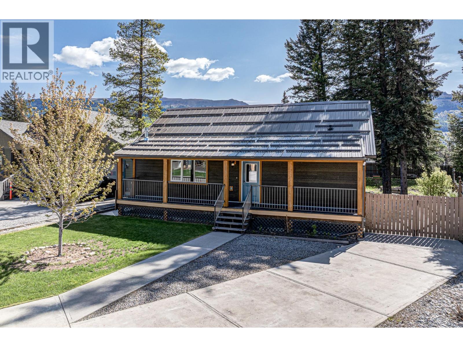 2058 Golden Eagle Drive, sparwood, British Columbia