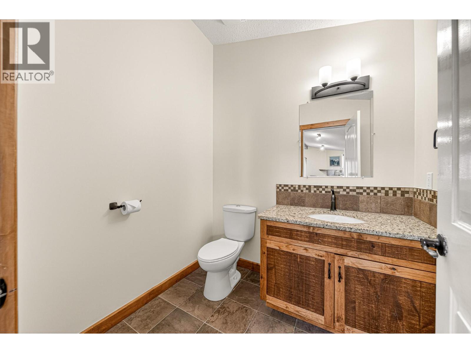2058 Golden Eagle Drive, Sparwood, British Columbia  V0B 2G2 - Photo 19 - 10387616