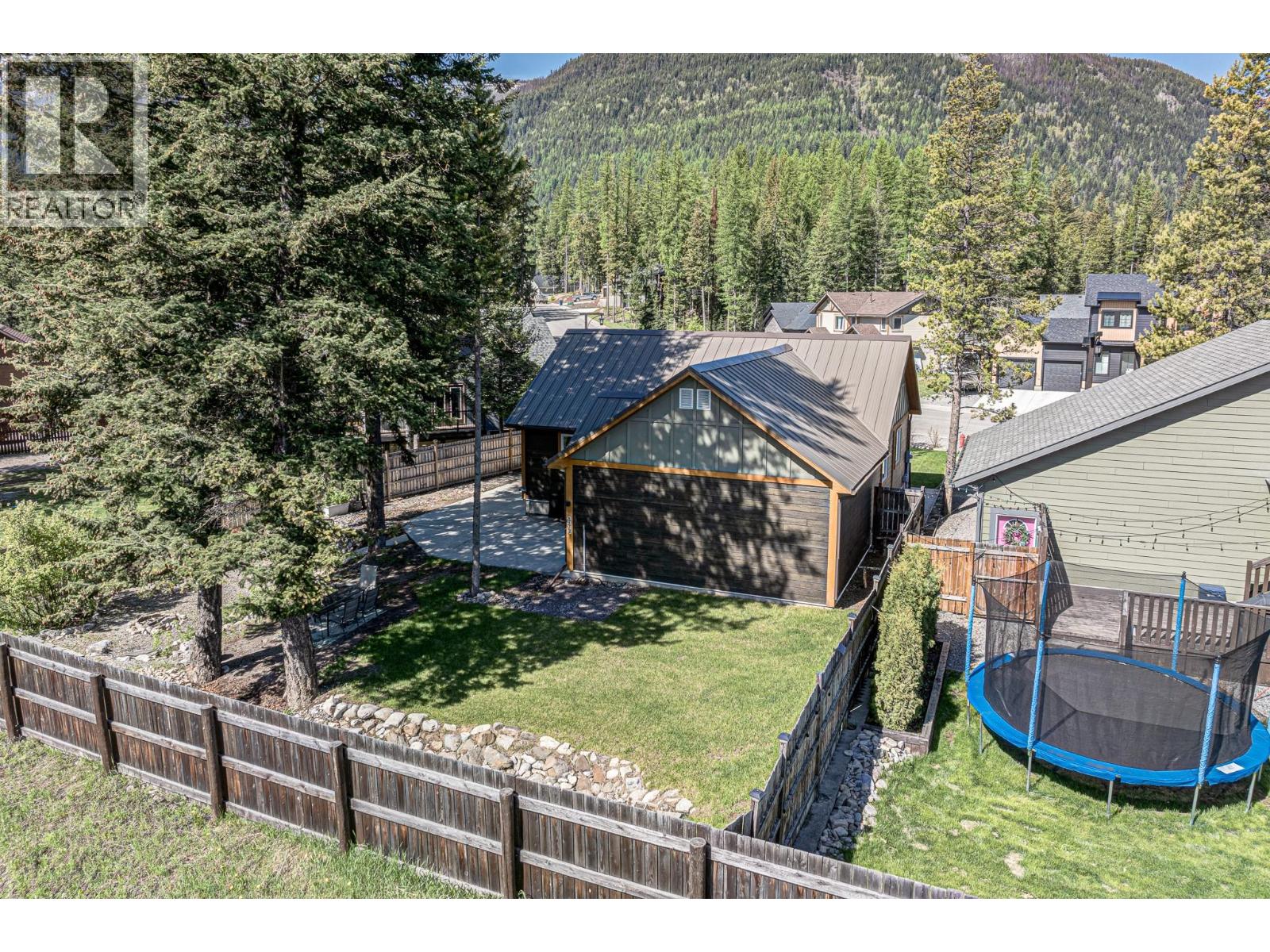 2058 Golden Eagle Drive, Sparwood, British Columbia  V0B 2G2 - Photo 44 - 10387616