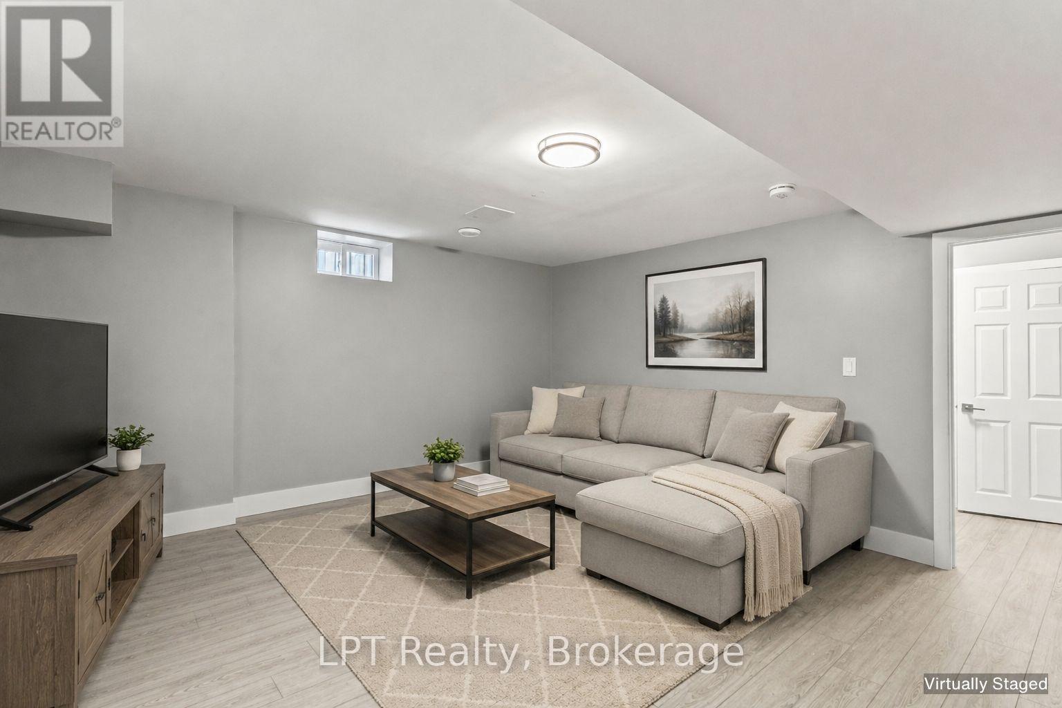 111 Bayview Avenue, Georgina, Ontario  L4P 3Z3 - Photo 30 - N13210280