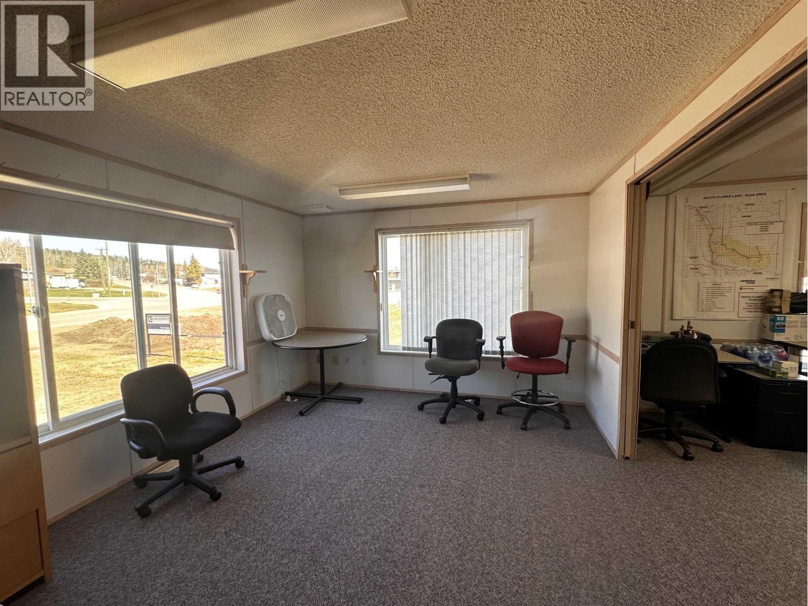 5011 W 52 Avenue, Fort Nelson, British Columbia  V0C 1R0 - Photo 7 - C8079047