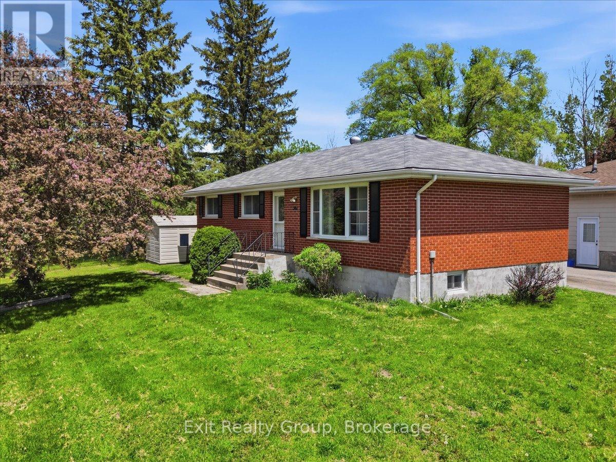 261 Byron Street, Quinte West, Ontario  K8V 2Z3 - Photo 35 - X13210358
