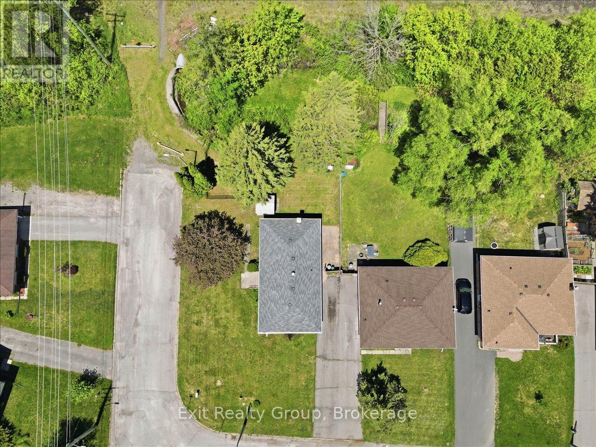 261 Byron Street, Quinte West, Ontario  K8V 2Z3 - Photo 38 - X13210358