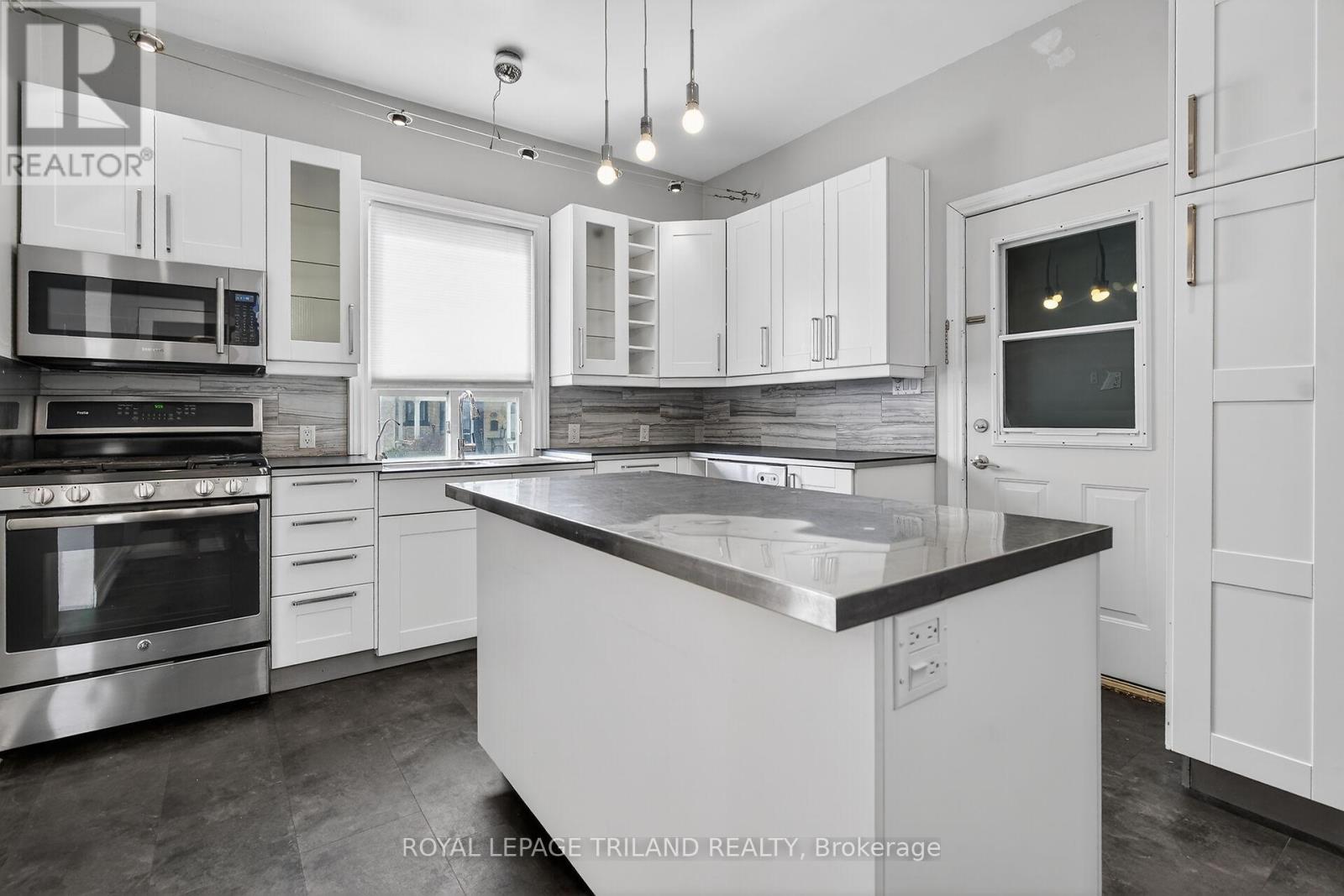 40 Metcalfe Street, St. Thomas, Ontario  N5R 3K2 - Photo 11 - X13210102