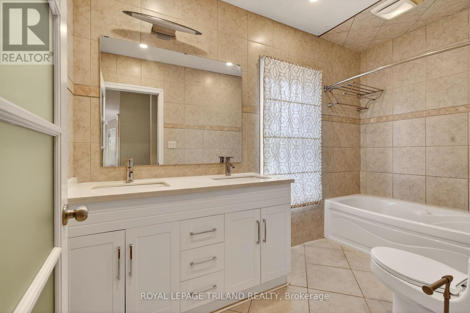 40 Metcalfe Street, St. Thomas, Ontario  N5R 3K2 - Photo 23 - X13210102