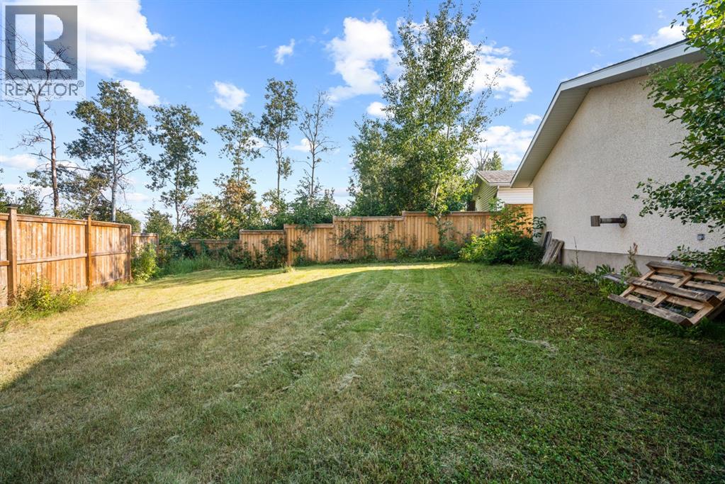 7 May Crescent, Fort Mcmurray, Alberta  T9H 1J8 - Photo 34 - A2308906