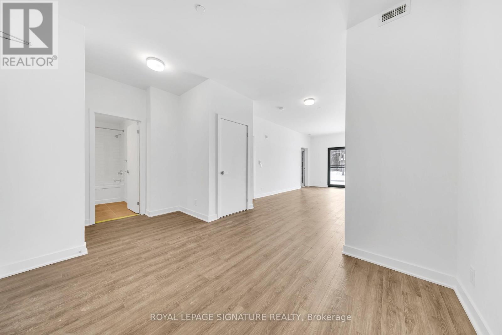 111 - 51 Clarington Boulevard, Clarington, Ontario  L1C 0A1 - Photo 4 - E13207070