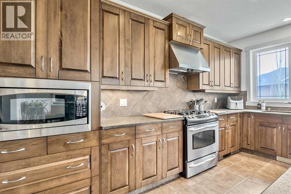 222 Chapala Point Se, Calgary, Alberta  T2X 3W9 - Photo 7 - A2310460