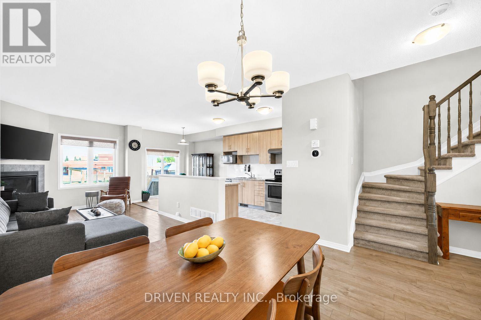 627 Via Campanale Avenue, Ottawa, Ontario  K2J 4A2 - Photo 4 - X13210176