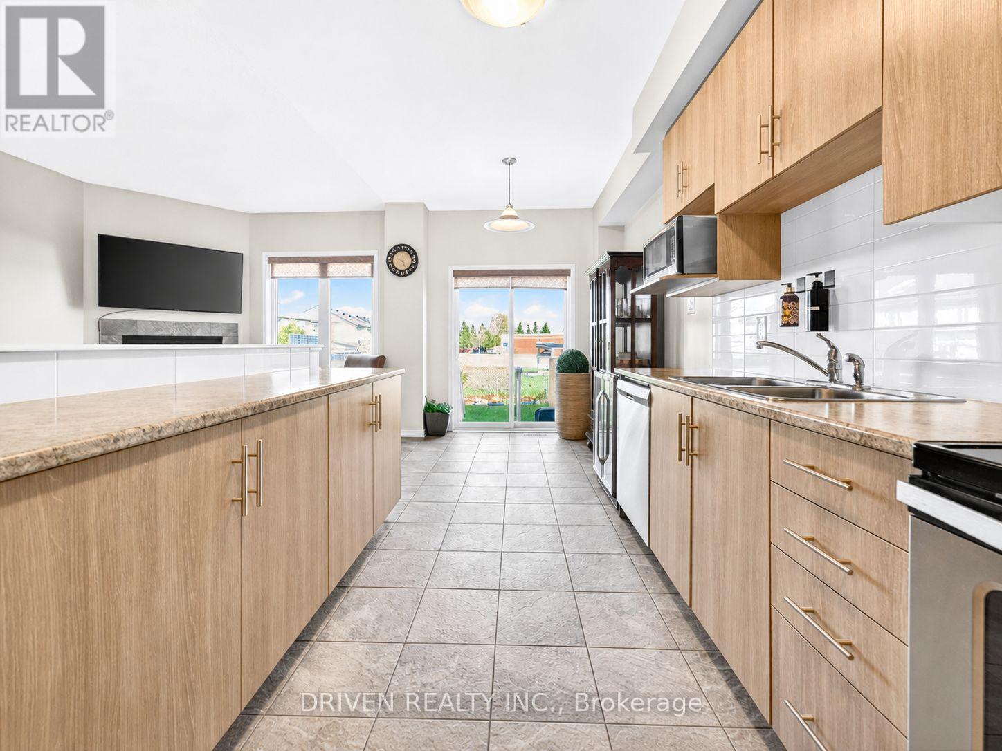 627 Via Campanale Avenue, Ottawa, Ontario  K2J 4A2 - Photo 9 - X13210176