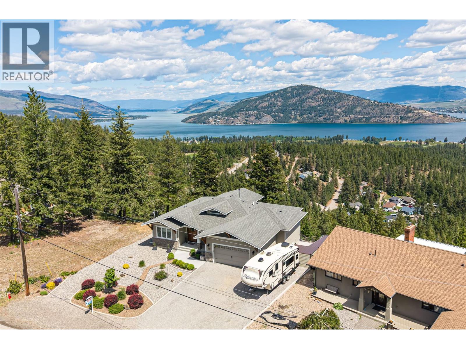 132 Crown Crescent, Vernon, British Columbia  V1H 2C3 - Photo 2 - 10388635