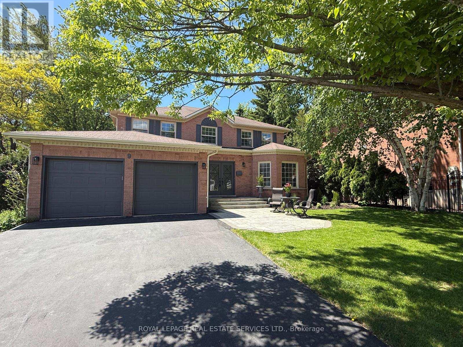 9 MORRISON CREEK CRESCENT, Oakville, Ontario
