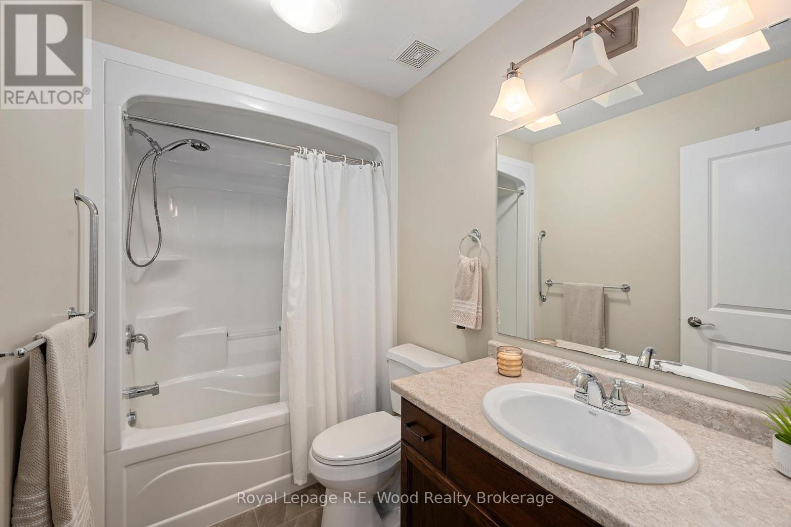 16 Colin Avenue, Tillsonburg, Ontario N4G 0E5 - Photo 15 - X13210240