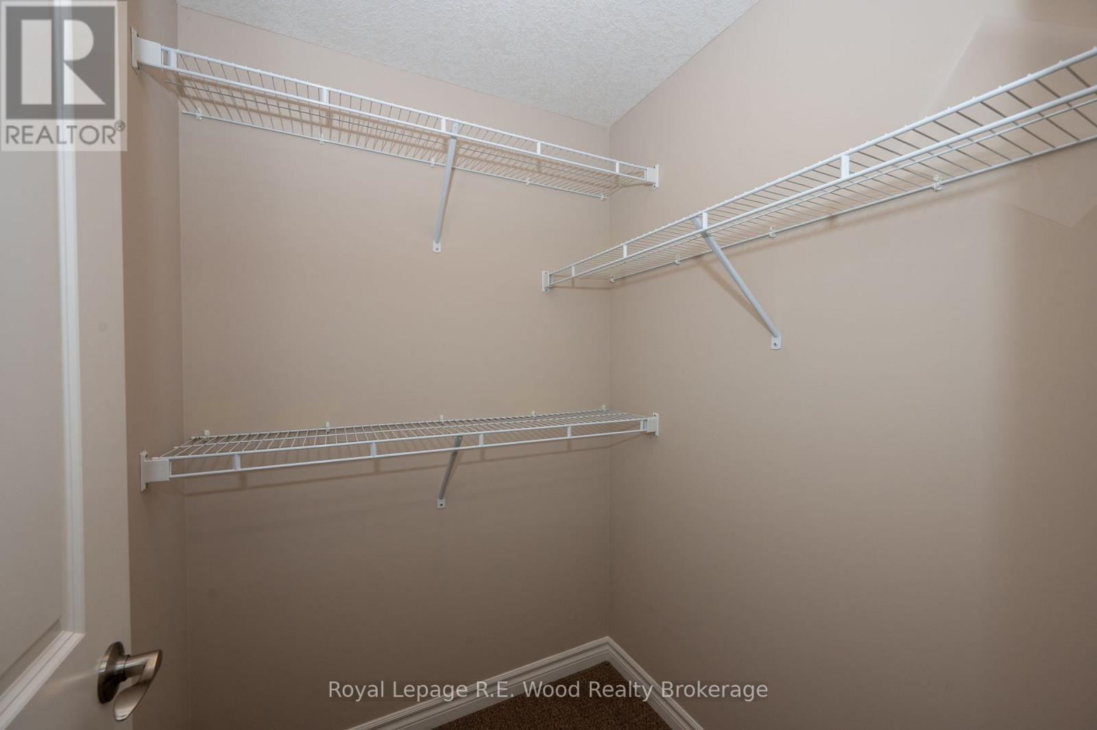 16 Colin Avenue, Tillsonburg, Ontario N4G 0E5 - Photo 25 - X13210240