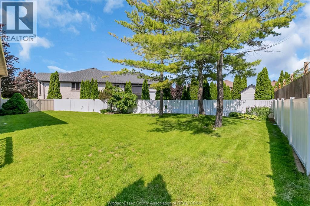 944 Imperial Crescent, Windsor, Ontario  N9G 2T2 - Photo 35 - 26012461