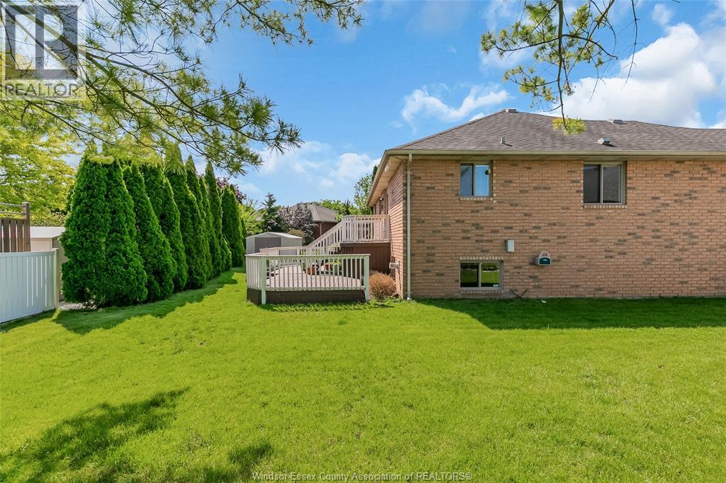 944 Imperial Crescent, Windsor, Ontario  N9G 2T2 - Photo 36 - 26012461