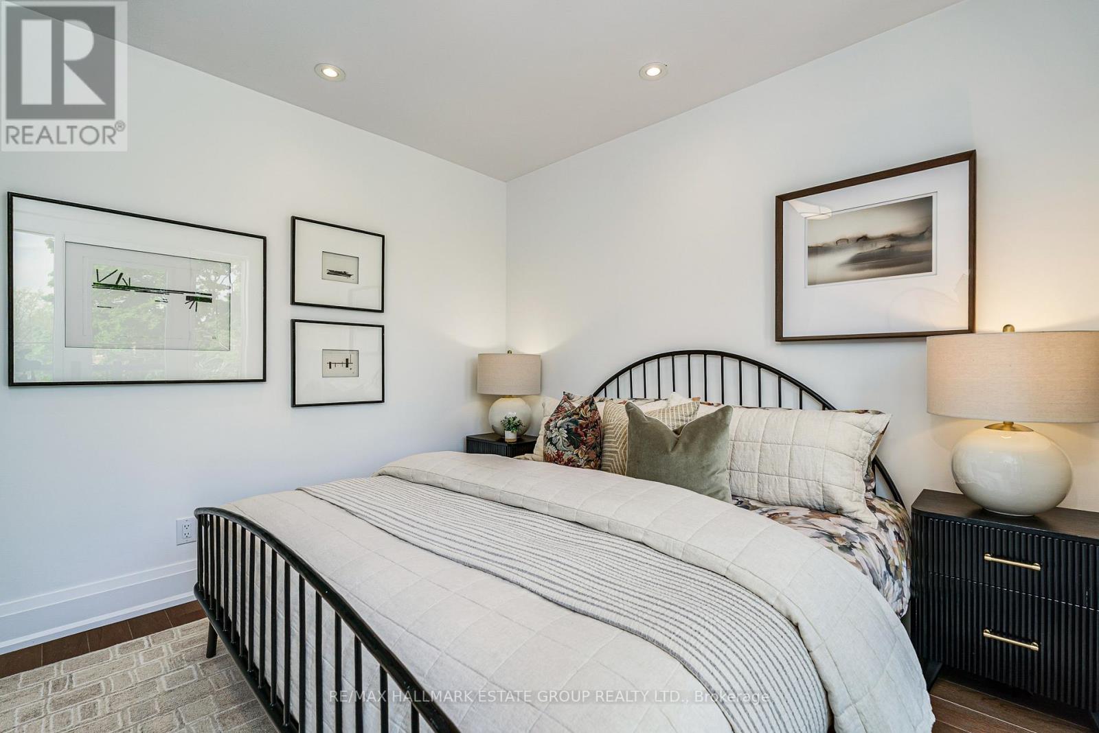 54 Sproat Avenue, Toronto, Ontario  M4M 1W4 - Photo 21 - E13209332
