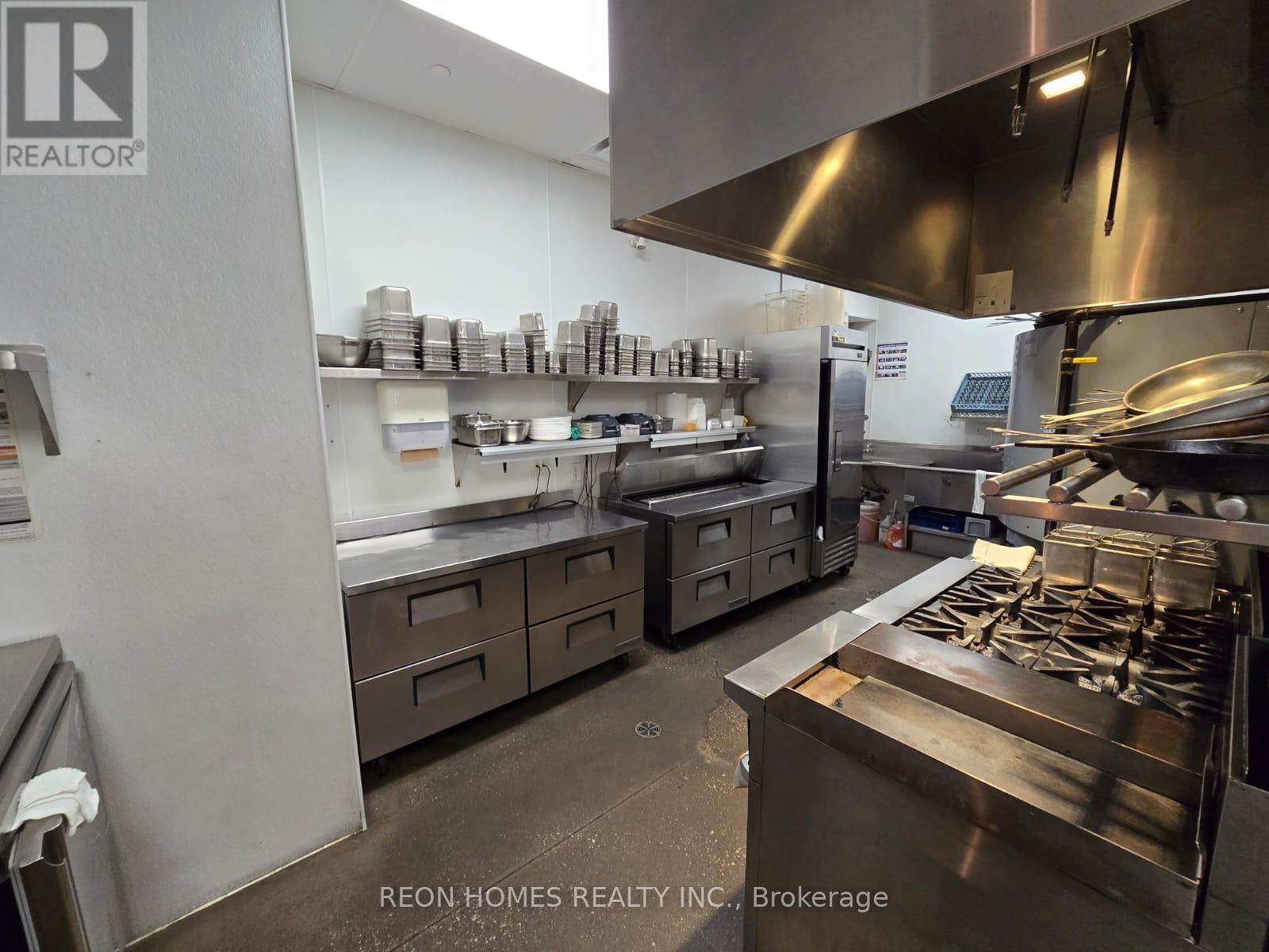 8 & 8a - 233 Earl Stewart Drive, Aurora, Ontario  L4G 6V8 - Photo 19 - N13030862