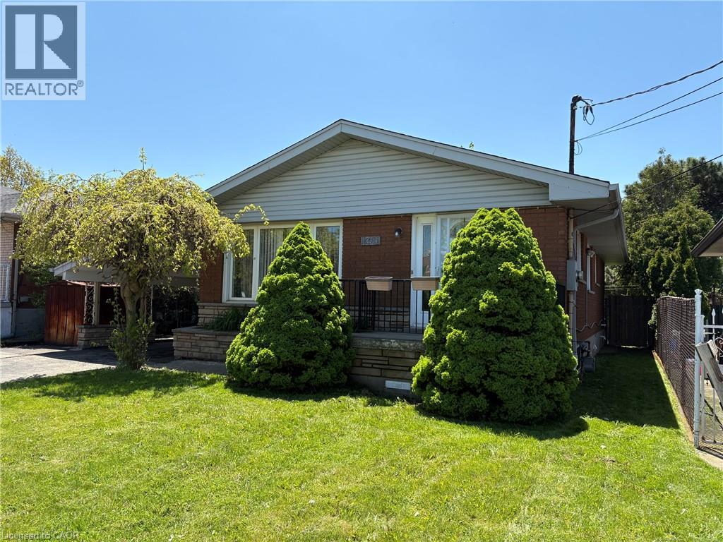 231 Limeridge Road W, Hamilton, Ontario  L9C 2C4 - Photo 2 - 40834528