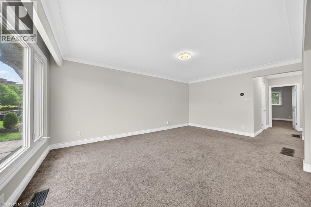 231 Limeridge Road W, Hamilton, Ontario  L9C 2C4 - Photo 24 - 40834528