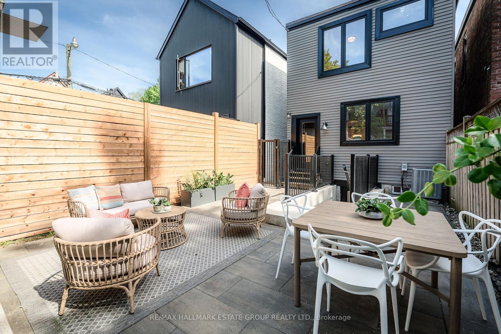 54 Sproat Avenue, Toronto, Ontario  M4M 1W4 - Photo 46 - E13209332