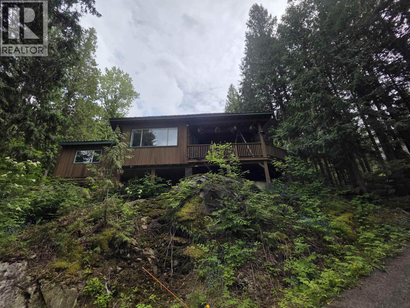 4556 Johns Road, Terrace, British Columbia  V8G 0B3 - Photo 1 - R3129150