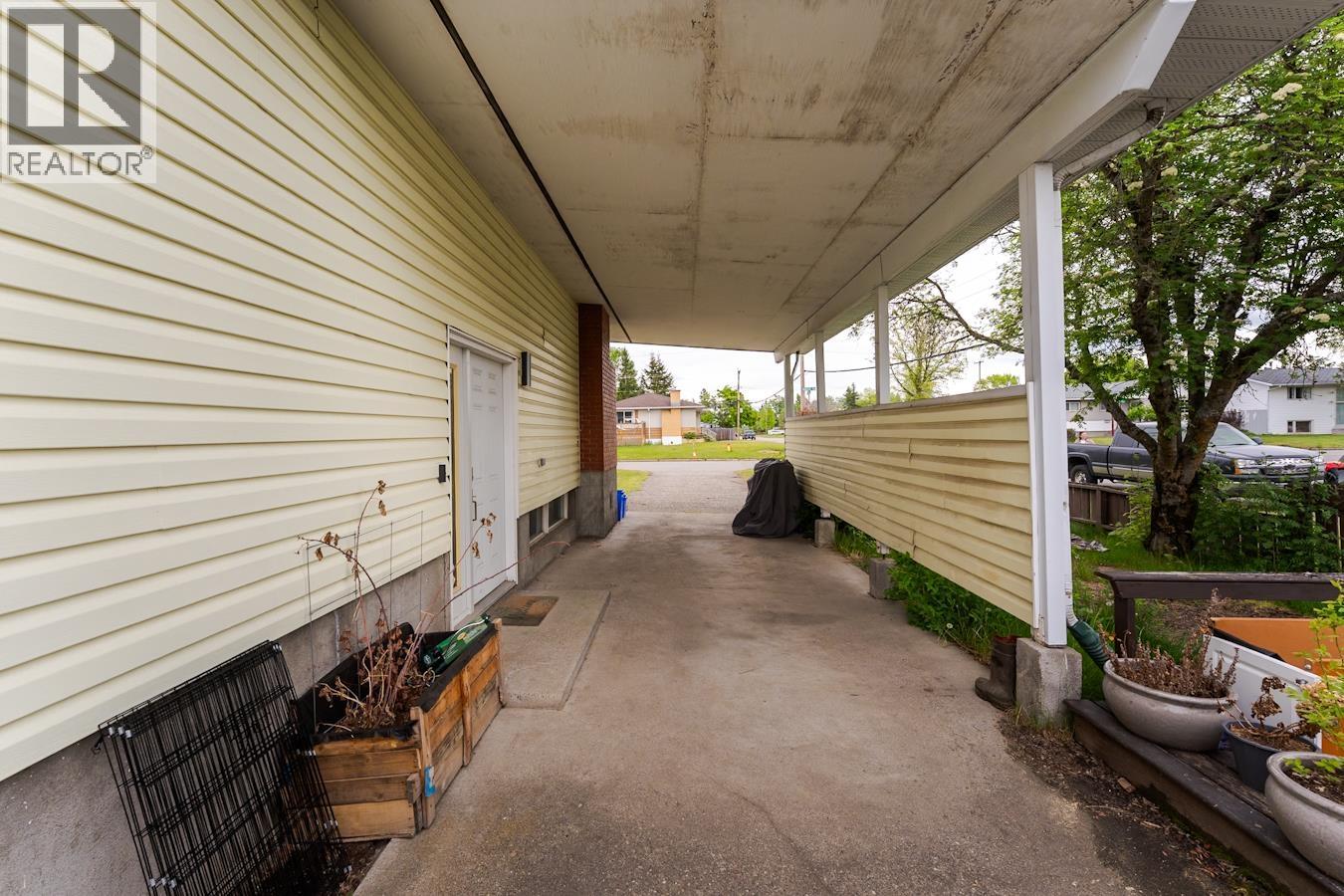 207 N Ogilvie Street, Prince George, British Columbia  V2M 3H7 - Photo 28 - R3129166