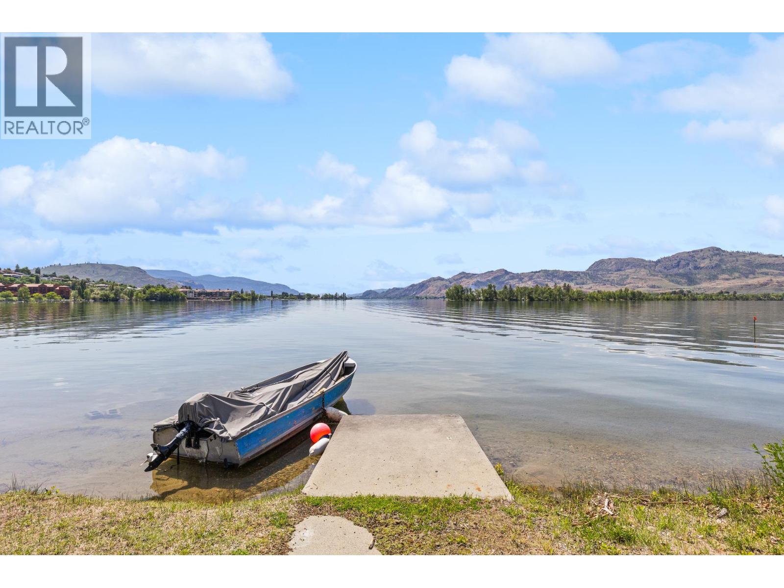5231 Lakeshore Drive, Osoyoos, British Columbia  V0H 1V6 - Photo 12 - 10388312