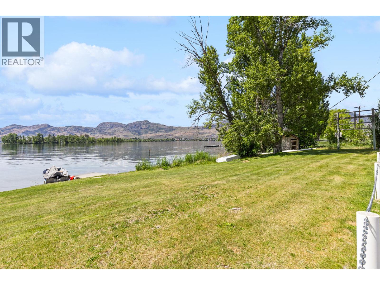 5231 Lakeshore Drive, Osoyoos, British Columbia  V0H 1V6 - Photo 11 - 10388312