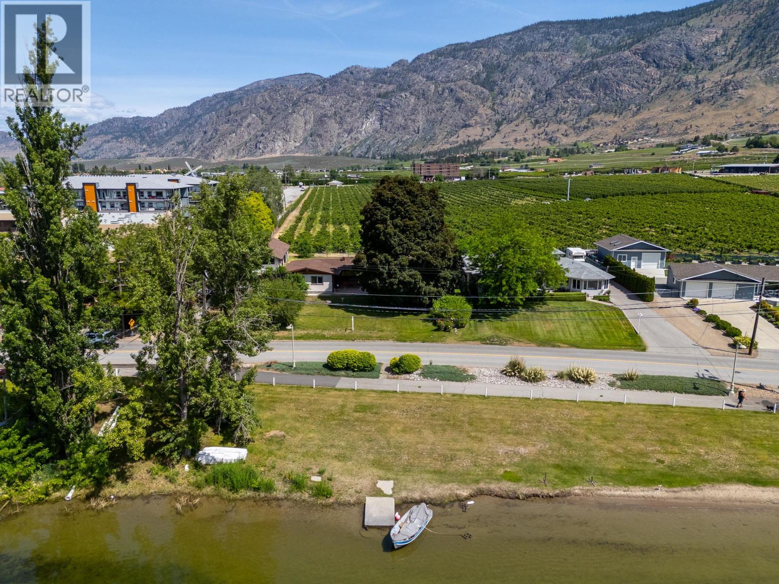 5231 Lakeshore Drive, Osoyoos, British Columbia  V0H 1V6 - Photo 17 - 10388312