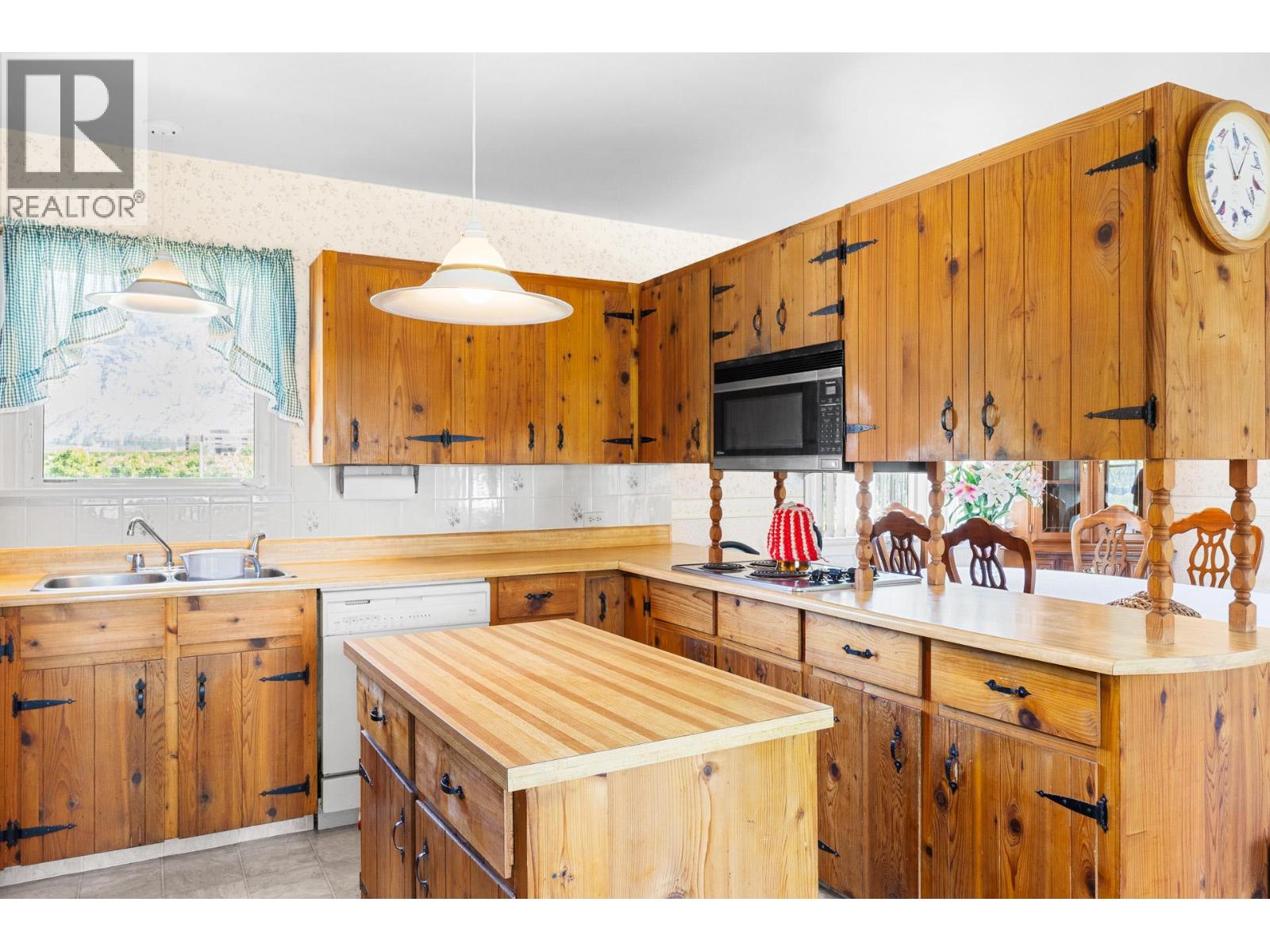 5231 Lakeshore Drive, Osoyoos, British Columbia  V0H 1V6 - Photo 27 - 10388312