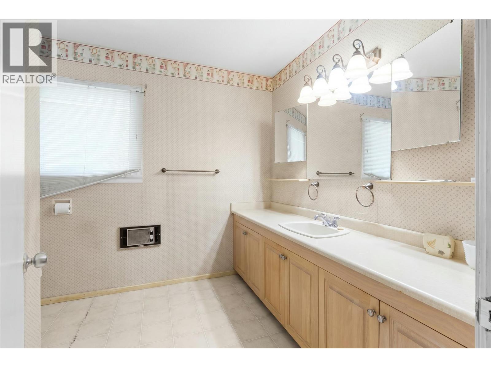 5231 Lakeshore Drive, Osoyoos, British Columbia  V0H 1V6 - Photo 43 - 10388312