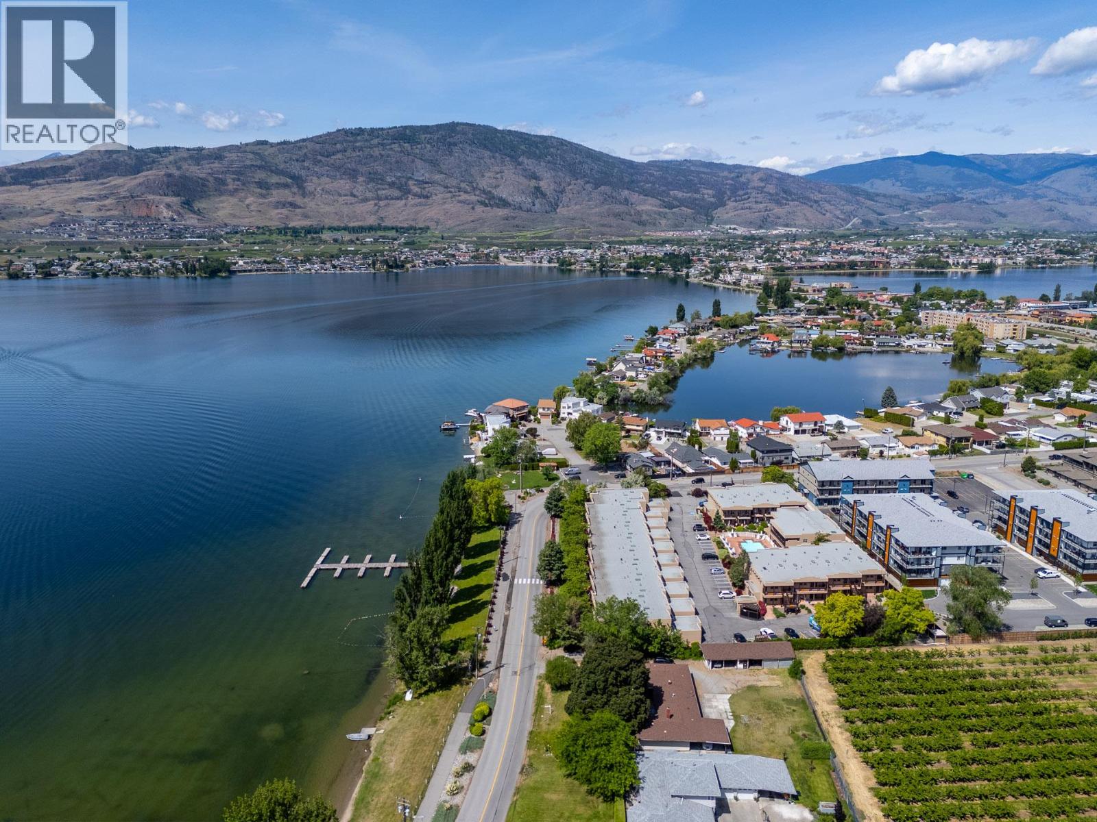 5231 Lakeshore Drive, Osoyoos, British Columbia  V0H 1V6 - Photo 3 - 10388312