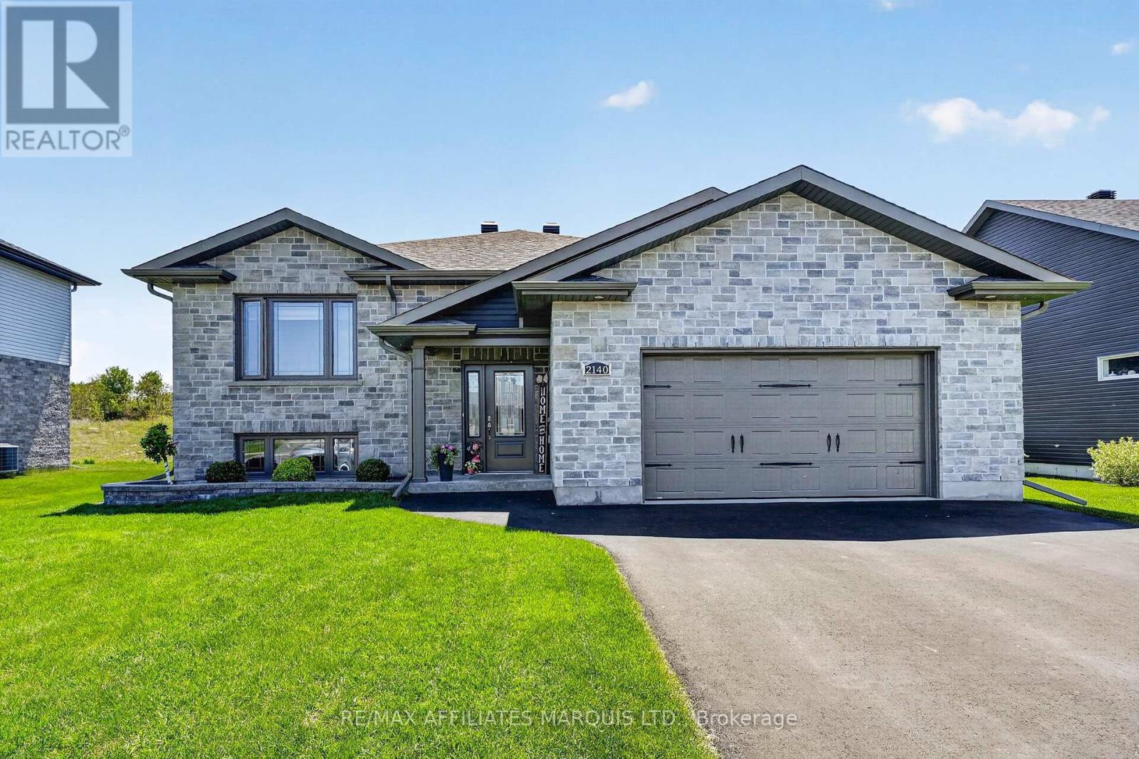 2140 Burke Avenue, Cornwall, Ontario  K6H 5B4 - Photo 1 - X13210148