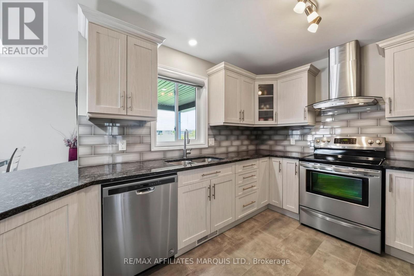 2140 Burke Avenue, Cornwall, Ontario  K6H 5B4 - Photo 15 - X13210148