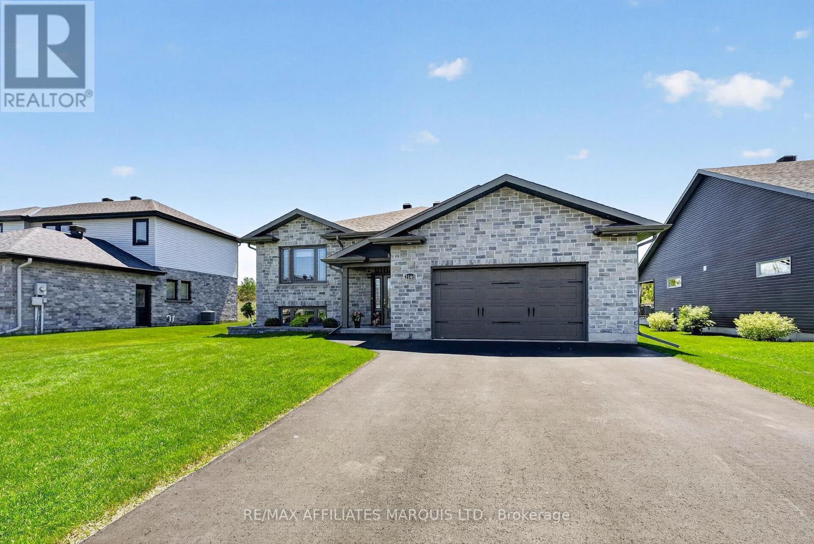 2140 Burke Avenue, Cornwall, Ontario  K6H 5B4 - Photo 3 - X13210148