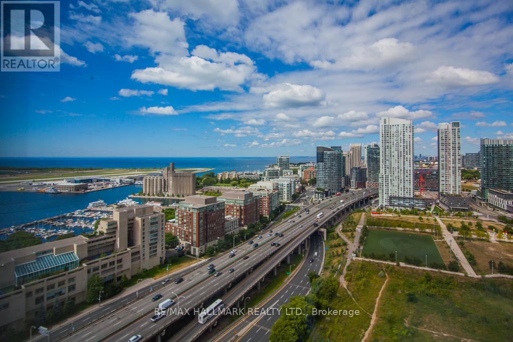 3016 - 11 Brunel Court, Toronto, Ontario  M5V 3Y3 - Photo 14 - C13210292