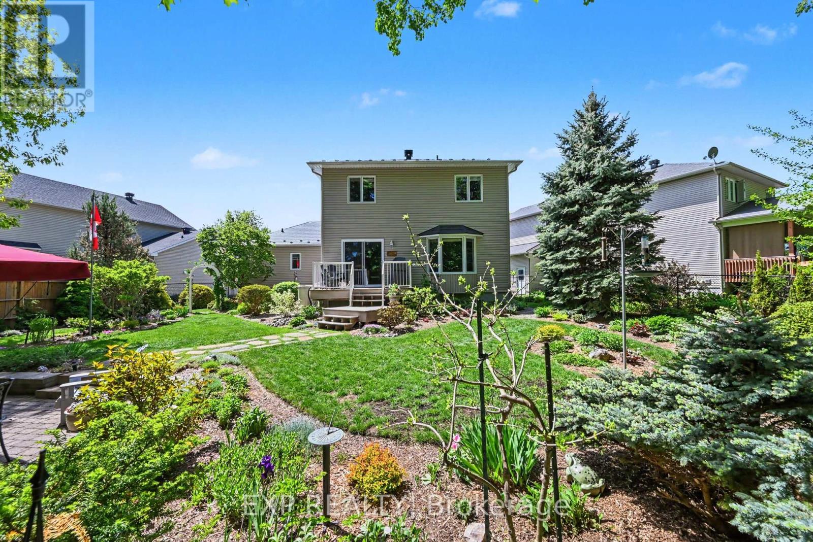 91 Rembrandt Drive, Russell, Ontario  K0A 1W0 - Photo 35 - X12956126