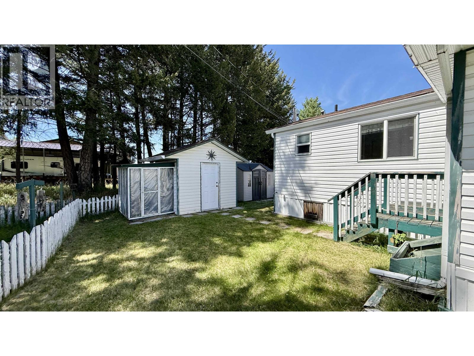 47 375 Horse Lake Road, 100 Mile House, British Columbia  V0K 2E0 - Photo 18 - R3122117